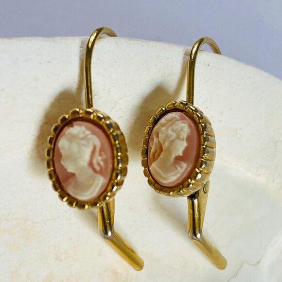cameo Jewelry - Cameo earrings Costume Jewelry for cameo lovers